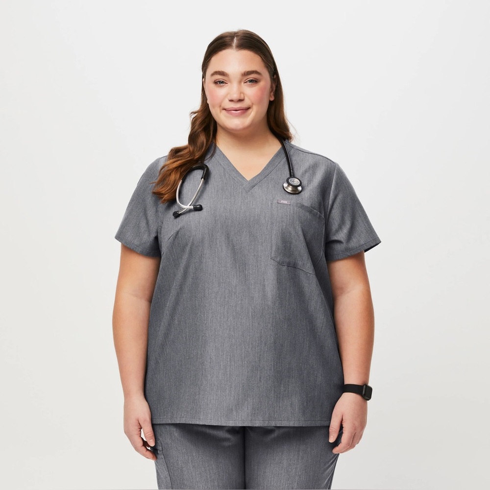 FIGS Catarina One Pocket Scrub Top in Graphite